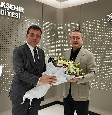 ekrem-imamoglu-basaksehir-belediye-baskani-yasin-kartogluna-tebrik-ziyaretinde-bulundu-LzSWr4by.jpg