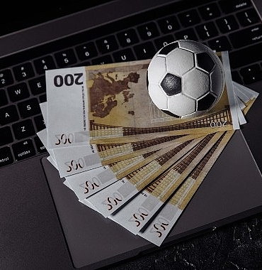 futbolseverlerin-dikkat-etmesi-gereken-4-euro-2024-dolandiriciligi-Agig1zqu.jpg