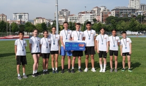 gelecegin-atletleri-decathlon-turkiyenin-en-hizlisi-turkiye-finallerinde-yaristi-vLHBsjia.jpg