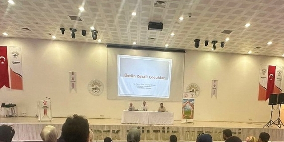 Geleceğin Yıldızlarını Keşfetmek Adına Harran Üniversitesinden Özgün Bir Panel