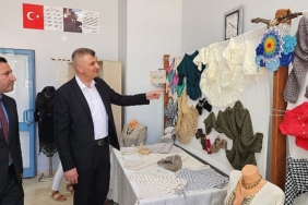 golcuk-belediyesi-duzagac-kultur-merkezi-golmek-kursiyerleri-actiklari-yilsonu-sergisi-ile-el-emegi-urunlerini-MQXOEJUH.jpg