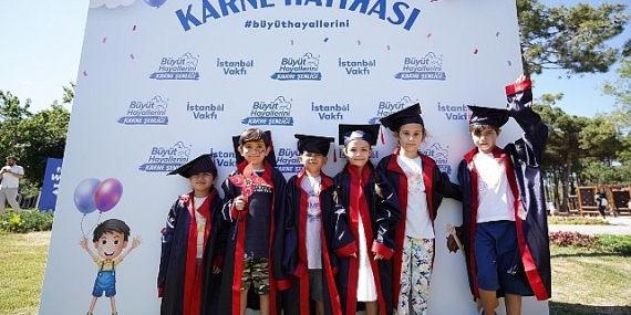Karne Şenliğinde Doyasıya Eğlendiler