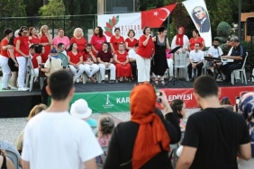 karsiyakanin-engel-tanimayan-genclerinden-renkli-gosteriler-2Wedzpg2.jpg