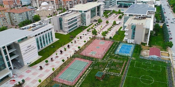 “KTO Karatay Üniversitesi, YÖK’ten Beş Turuncu Bayrak Ödülü Birden Alarak 7. Oldu”