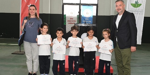 Küçük raketler sertifikalarını aldı