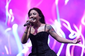 likya-kas-kultur-ve-sanat-festivalinde-melek-mosso-ruzgari-esti-UKi95Hdm.jpg