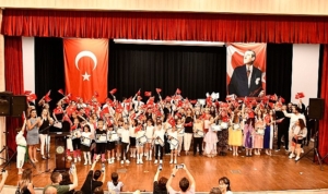 malkara-belediye-akademisi-yil-boyunca-basarilarla-dolu-bir-donemi-muhtesem-bir-yil-sonu-programiyla-HTL8nkGd.jpg
