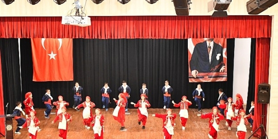 Malkara Halk Eğitim Merkezi tarafından 5 Haziran 2024 Çarşamba günü saat 12.00’de Malkara Kültür Merkezinde düzenlenen programla sergi açılışı gerçekleştirildi