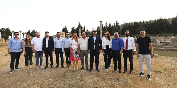 Menderes Belediyesi’nden Klaros’un Tanıtımına Destek