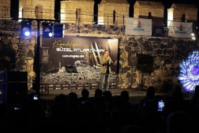 nevsehir-belediyesi-kultur-ve-sosyal-isler-mudurlugu-tarafindan-duzenlenen-kayasehir-acik-hava-konserleri-devam-edvz2ts8.jpg