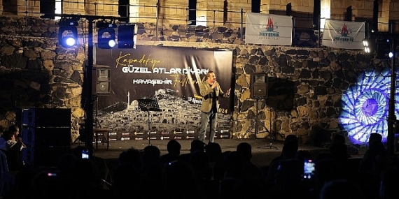 Nevşehir Belediyesi Kültür ve Sosyal İşler Müdürlüğü tarafından düzenlenen Kayaşehir Açık Hava Konserleri devam ediyor