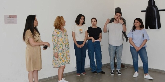 “Ört-Kapat-Yama” sergisi sanatseverlerin beğenisine sunuldu