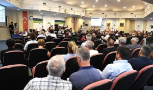 osmangazi-belediye-meclisinde-bir-ilk-SO5hnaZR.jpg