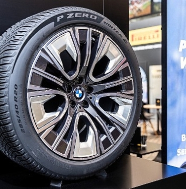 pirelli-bmw-7-series-icin-ozel-p-zero-winter-2in-yenilikci-bir-versiyonunu-tasarladi-jOOLBQDE.jpg