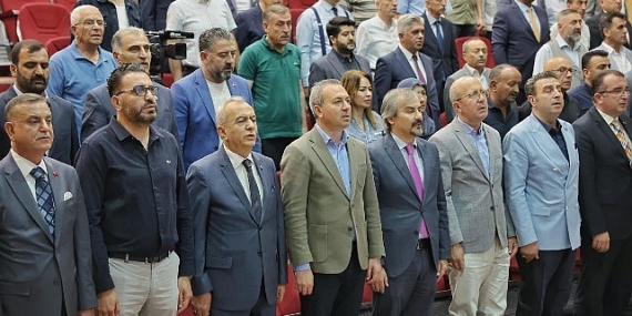 Sivas Kent Konseyi’nin yapılan Olağan Genel Kurul Toplantısı’nda Tarihçi-Yazar Ahmet Necip Günaydın oy birliğiyle başkan olarak seçildi