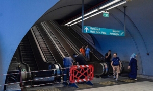 izmir-buyuksehirden-ucyol-metro-istasyonundaki-yuruyen-merdivenlere-detayli-kontrol-ve-inceleme-VB1tAiGX.jpg