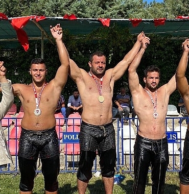 kemer-belediye-pehlivani-ispartada-2nci-oldu-ZJlmXeC7.jpg