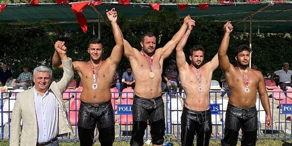 Kemer Belediye pehlivanı Isparta’da 2’nci oldu