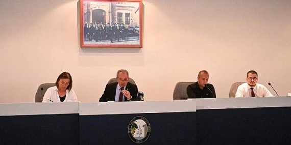 Salihli Belediye Meclisi, Mazlum Nurlu Başkanlığında Temmuz Ayı Meclis Toplantısını Gerçekleştirdi.