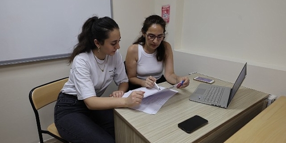 Bakgem ile Üniversiteli Oldular