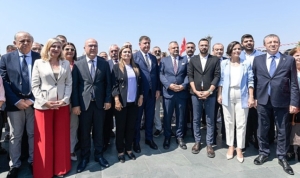baskan-tugay-partililerle-30-agustosu-kutladi-iktidar-olacagiz-ve-her-turlu-yanlisi-biz-durduracagiz-bKyNJtpk.jpg