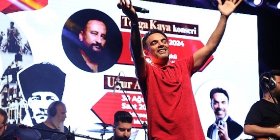 Çankaya Belediyesi, 30 Ağustos Zafer Bayramı’nı ilçenin dört bir yanında düzenlediği etkinliklerle coşkuyla kutladı