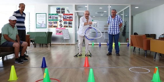 Çankaya Belediyesi Aşık Veysel Engelsiz Yaşam Merkezi yaz döneminde de atölyeleriyle faaliyet gösteriyor