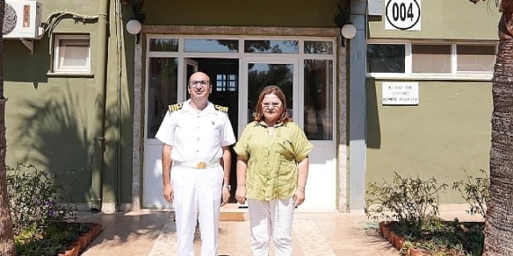 Didim Belediye Başkanı Hatice Gençay, Didim’e yeni atanan Garnizon Komutanı Deniz Albay Erkut Arslan’a hayırlı olsun ziyaretinde bulundu.