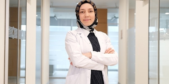 Diş eti kanaması kalıcı bir sorun değil! Etkili ve düzenli bakımla sağlıklı diş etlerine ulaşmak mümkün…