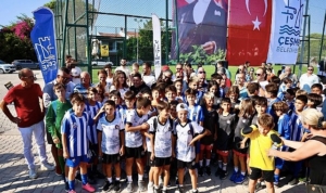 ilica-ahmet-keles-spor-tesisi-yeni-haliyle-cocuklarla-bulustu-uOf9Oalr.jpg