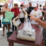 istilaci-balon-baligini-yakalamak-icin-yaristilar-Z212nrJF.jpg