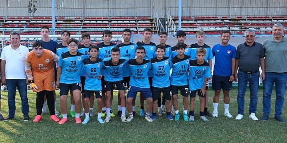 Kemer Belediyespor U16 takımı gol oldu yağdı