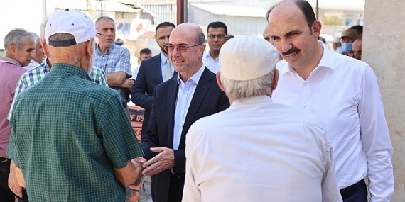 Konya Büyükşehir Belediye Başkanı Uğur İbrahim Altay ve Selçuklu Belediye Başkanı Ahmet Pekyatırmacı, Şeyh Şamil Mahallesi Kevser Camii’nde mahalle sakinleriyle bir araya geldi.
