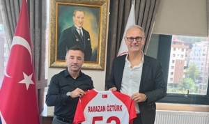 thf-baskani-kilic-rize-ve-artvinde-hentbol-icin-gorusmelerde-bulundu-PUhOml92.jpg