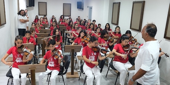 Ünlü grup Necati ve Saykolar ATSO Eğitim ve Sanat Merkezi’nde