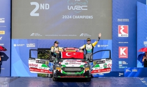 ali-turkkan-ile-castrol-ford-team-turkiye-dunya-ucuncusu-oldu-1hpdqTjz.jpg