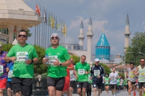 baskan-altay-4-uluslararasi-konya-yari-maratonu-kayitlarinin-basladigini-duyurdu-NVsEpS9T.jpg