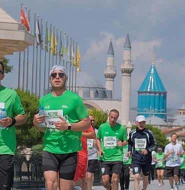 baskan-altay-4-uluslararasi-konya-yari-maratonu-kayitlarinin-basladigini-duyurdu-NVsEpS9T.jpg