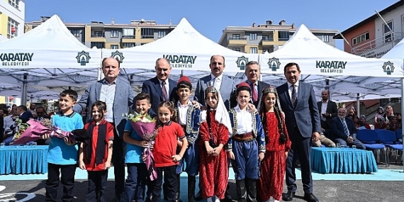 Başkan Altay Yeni Eğitim-Öğretim Yılının İlk Gününde Öğrencilerin Heyecanına Ortak Oldu