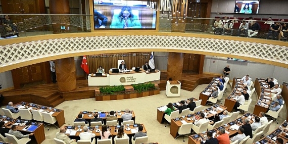 Başkan Böcek’ten genç teğmenlere destek “Gurur duydum”