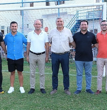 baskan-topaloglundan-futbolculara-yemek-ZBhYUeuC.jpg