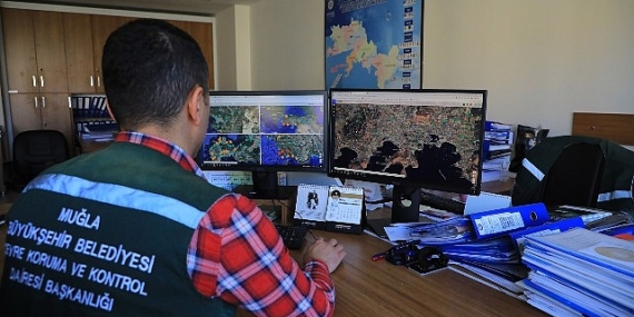 Büyükşehir Belediyesi Hafriyat Kamyonlarını Uydu Takip Sistemi ile Denetliyor