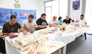 engelli-bireylerden-birinci-sinif-ogrencileri-icin-surpriz-Nc56pva4.jpg