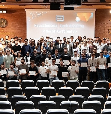 gelecegin-teknoloji-liderlerine-hepsiburada-ve-42-turkiye-is-birligiyle-staj-imkani-y8VS6FXk.jpg