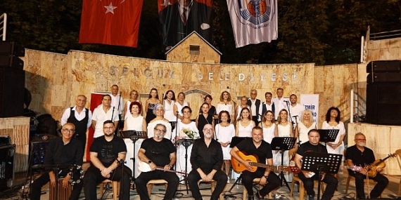 İki yakanın barış ezgileri Efes Selçuk’ta yankılandı