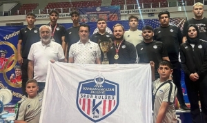 kahramankazan-belediyespor-kulubunden-halterde-tarihi-basari-P246BHu4.jpg