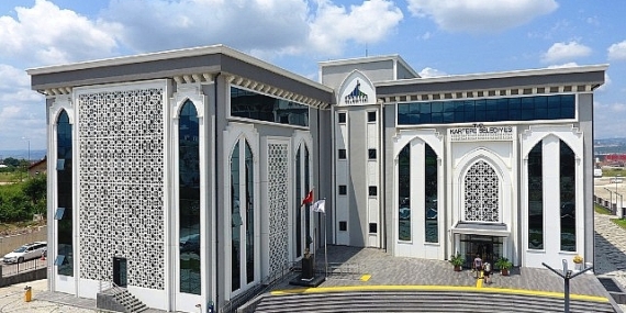 Kartepe Belediyesi Sosyal Yardım İşleri Müdürlüğü’nden ihtiyaç sahibi 957 öğrenciye eğitim desteği verildi.