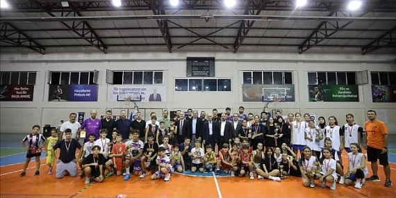 Refik Gür Sokak Basketbolu Turnuvasının Şampiyonları Belli Oldu