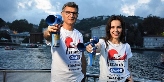 Yusuf Dikeç’in Kanlıca’da Verdiği Startla Oral-B Marka Yüzü Ünlü Oyuncu Yağmur Tanrısevsin, Avrupa’dan Asya’ya Bisiklet Sürerek Geçti