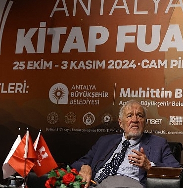 antalya-kitap-fuarinda-ilber-ortayliya-buyuk-ilgi-BkC1zNMd.jpg